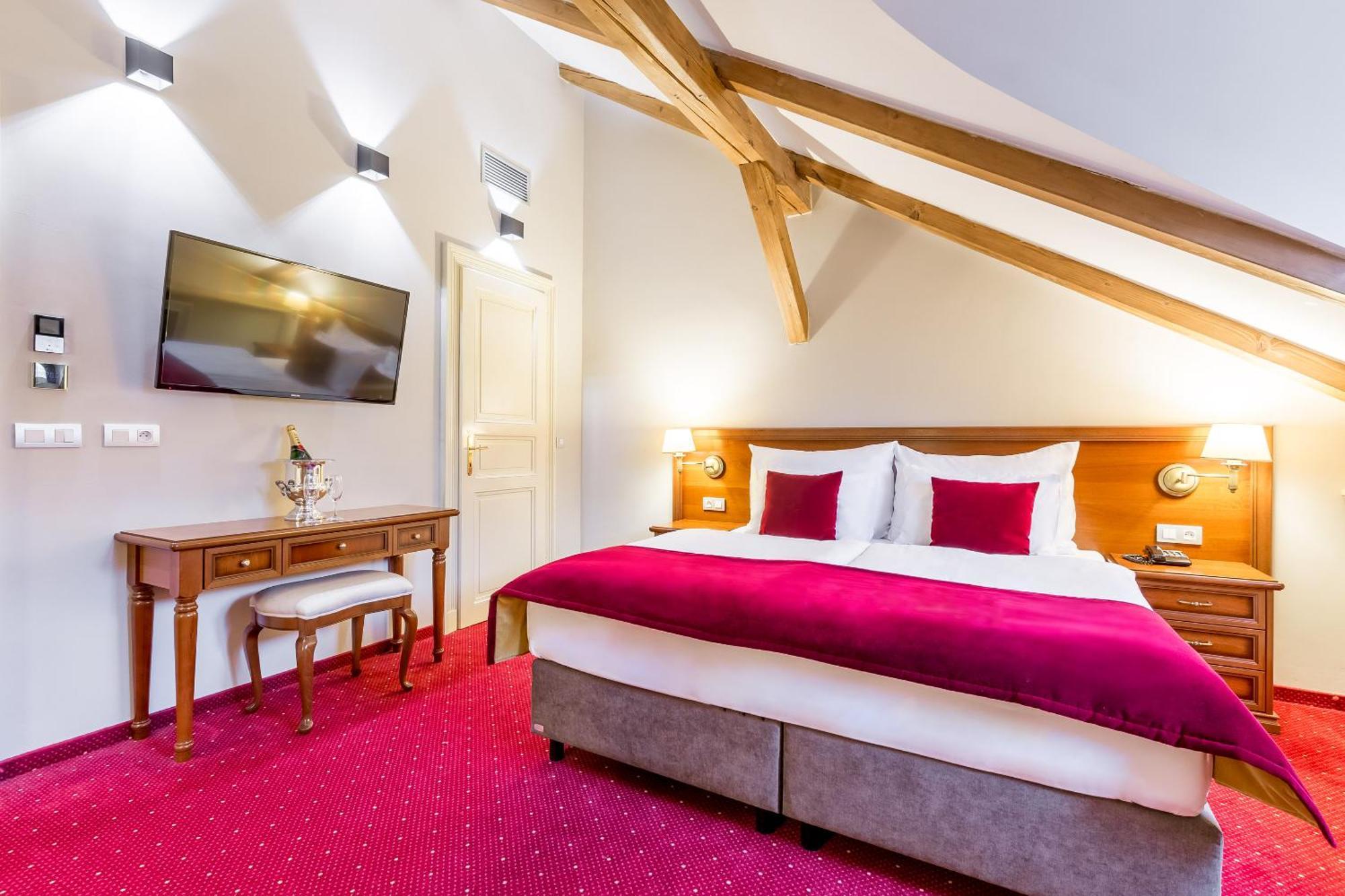 Hotel Caruso Old Town Praga Zewnętrze zdjęcie
