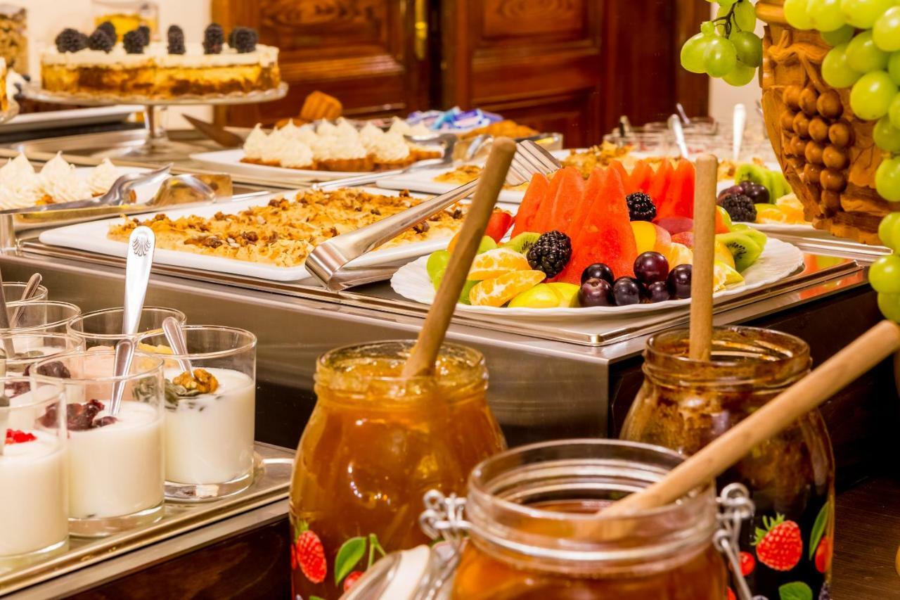 Hotel Caruso Old Town Praga Zewnętrze zdjęcie